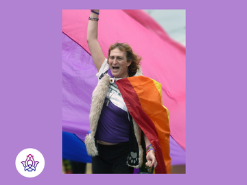 جنبش جهانی دوجنسگرا با کلیشهها میجنگد و به دنبال مشاهدهپذیری است