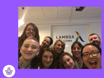 دور دنیا: زنده باد تیم دوجنسگرا!؛